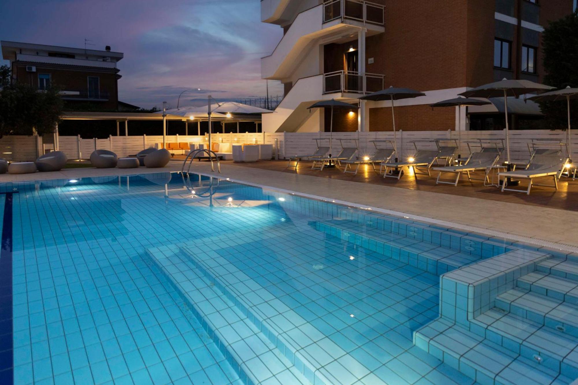 Best Western Hotel Rome Airport Fiumicino Exterior photo