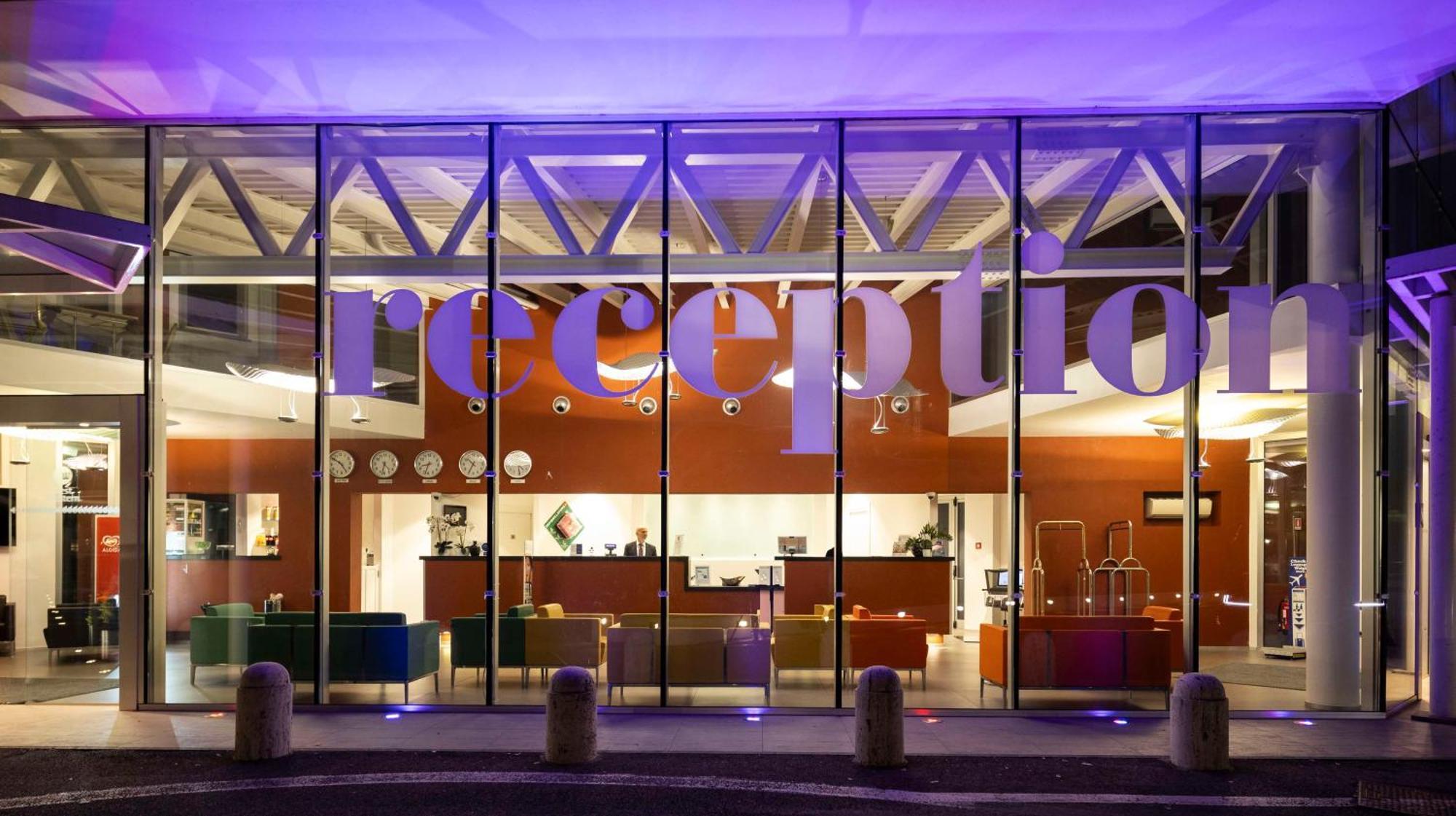 Best Western Hotel Rome Airport Fiumicino Exterior photo