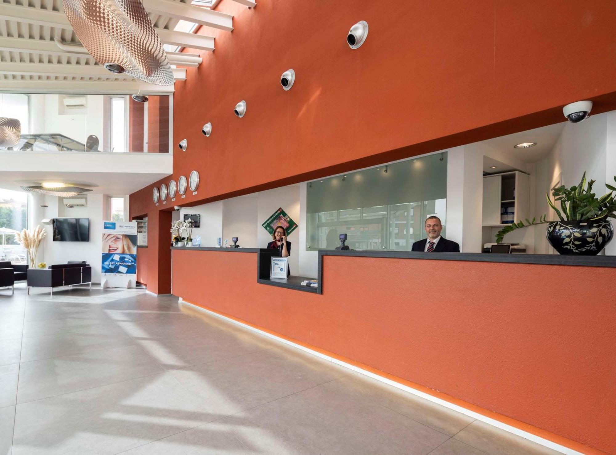 Best Western Hotel Rome Airport Fiumicino Exterior photo